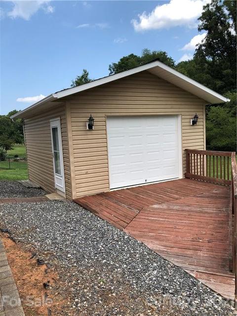 400 Willowbrook Dr, Morganton, NC 28655 photo 14