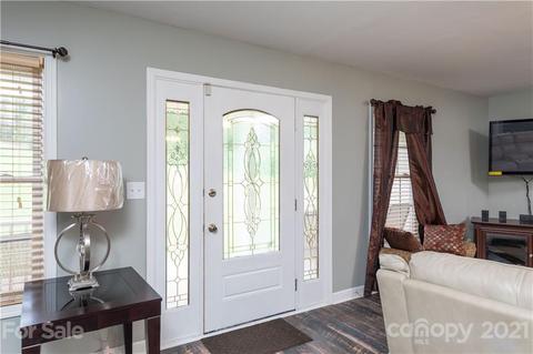 2000 Greenleaf Rd, Clover, SC 29710 photo 3