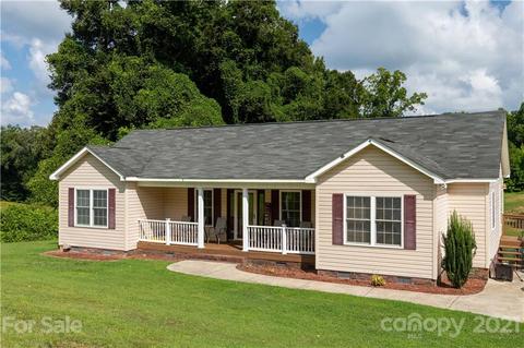 2000 Greenleaf Rd, Clover, SC 29710 photo 1