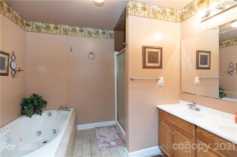 2000 Greenleaf Rd, Clover, SC 29710 photo 10