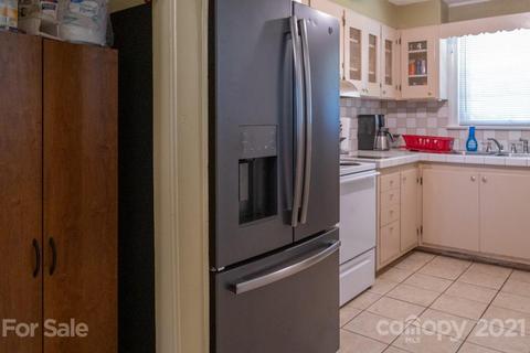 802 15th St NW, Conover, NC 28613 photo 10