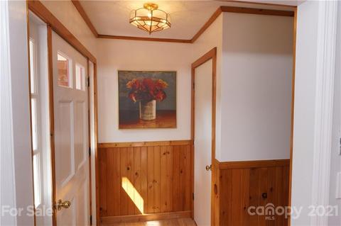 34 Chapel View Dr, Clyde, NC 28721 photo 7