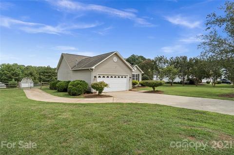 137 Random Dr, Salisbury, NC 28147 photo 2