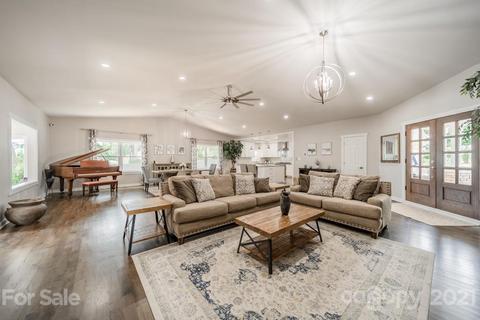 19533 Bustle Rd, Cornelius, NC 28031 photo 8