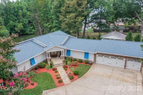 19533 Bustle Rd, Cornelius, NC 28031 photo 1