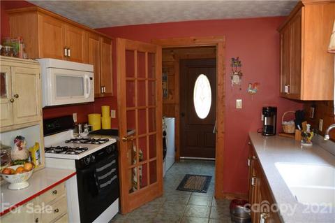 2930 Mcclellan Dr, Morganton, NC 28655 photo 9