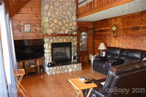 2930 Mcclellan Dr, Morganton, NC 28655 photo 3