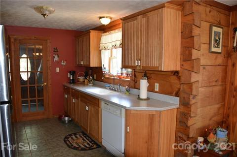 2930 Mcclellan Dr, Morganton, NC 28655 photo 8