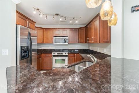 1102 Torrence Cir, Davidson, NC 28036 photo 6