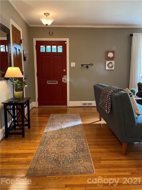 501 Bartling Rd, Charlotte, NC 28209 photo 6