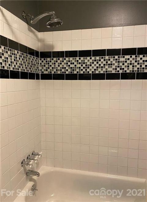 501 Bartling Rd, Charlotte, NC 28209 photo 9