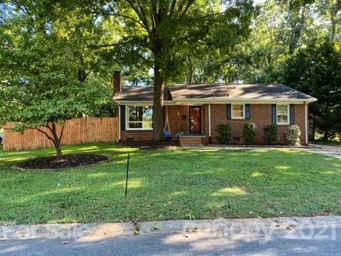 501 Bartling Rd, Charlotte, NC 28209 photo 1