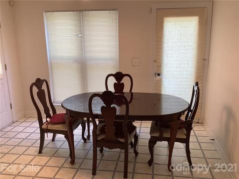 1818 Chantilly Ln, Salisbury, NC 28146 photo 3
