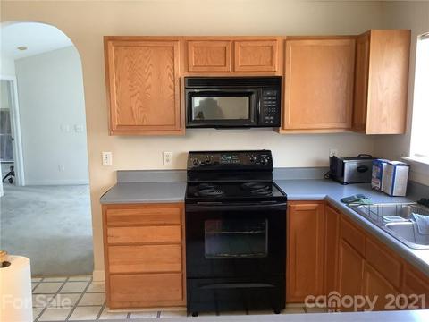 1818 Chantilly Ln, Salisbury, NC 28146 photo 4