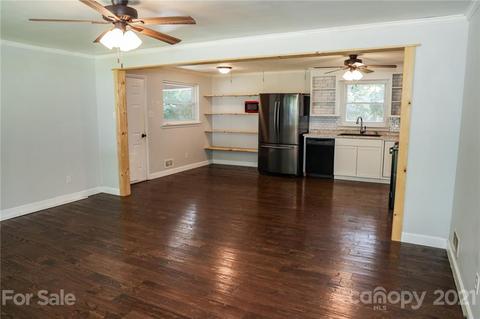 5084 Circle Dr, Conover, NC 28613 photo 4