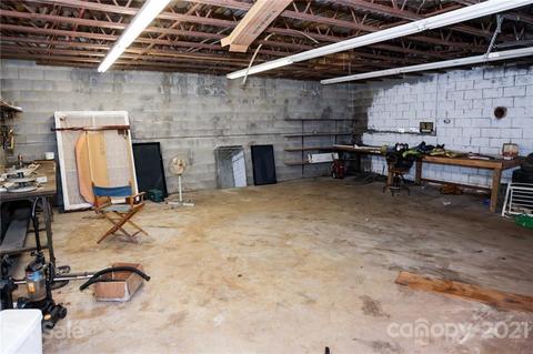 5084 Circle Dr, Conover, NC 28613 photo 39