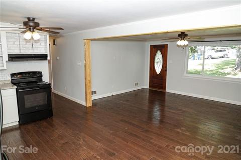 5084 Circle Dr, Conover, NC 28613 photo 11