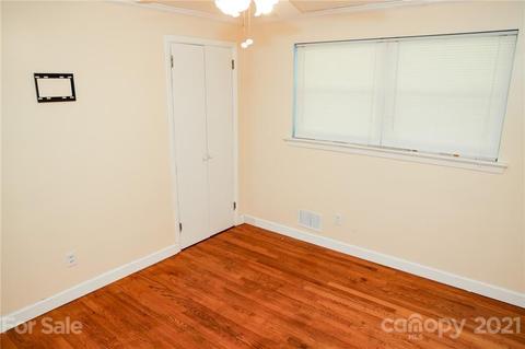 5084 Circle Dr, Conover, NC 28613 photo 25