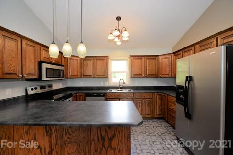 10 Parris Branch Rd, Sylva, NC 28779 photo 12