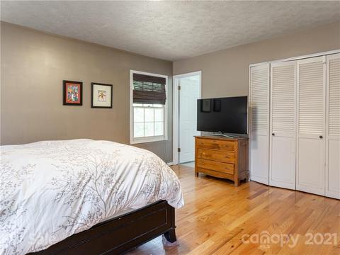 55 Pine Tree Dr, Candler, NC 28715 photo 12