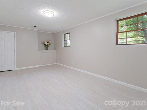 55 Pine Tree Dr, Candler, NC 28715 photo 22
