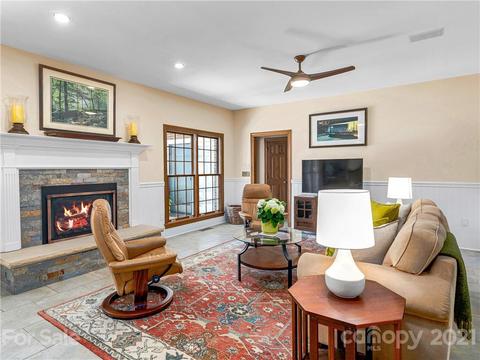 5 Walnut Ln, Fletcher, NC 28732 photo 7