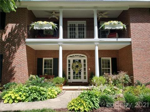 5 Walnut Ln, Fletcher, NC 28732 photo 2