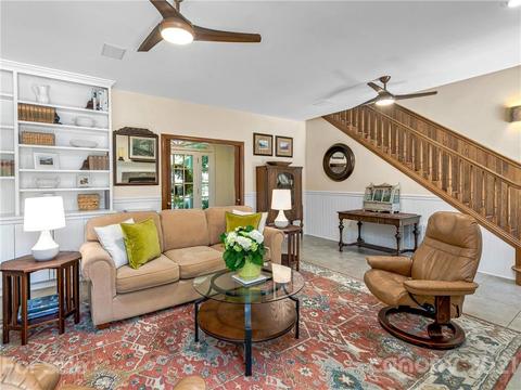 5 Walnut Ln, Fletcher, NC 28732 photo 6