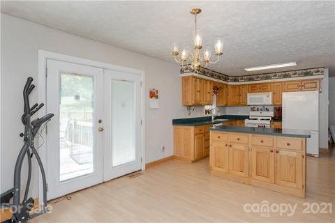 904 Staton Rd, Flat Rock, NC 28731 photo 7