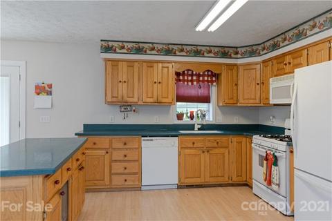 904 Staton Rd, Flat Rock, NC 28731 photo 9