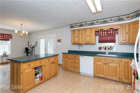 904 Staton Rd, Flat Rock, NC 28731 photo 10