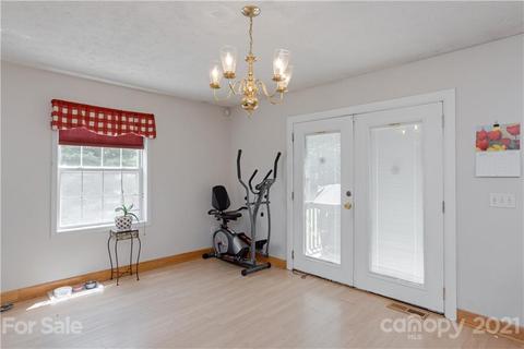 904 Staton Rd, Flat Rock, NC 28731 photo 6