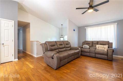 1302 Trinity Pl, Granite Falls, NC 28630 photo 5