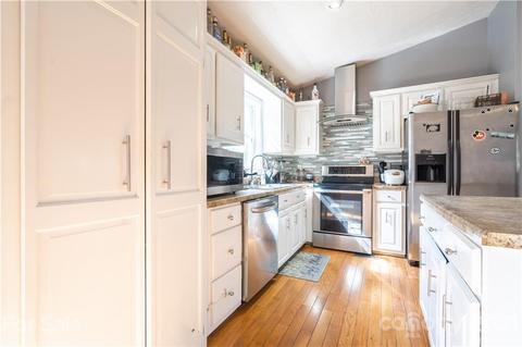1302 Trinity Pl, Granite Falls, NC 28630 photo 8