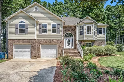 312 Durham Rd, Stanley, NC 28164 photo 1