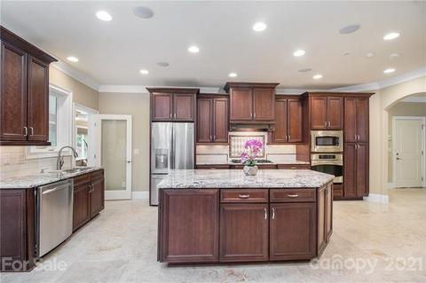 2376 Whitley Rd, Fort Mill, SC 29708 photo 8