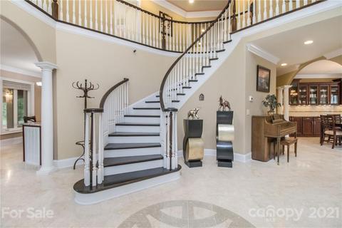2376 Whitley Rd, Fort Mill, SC 29708 photo 4