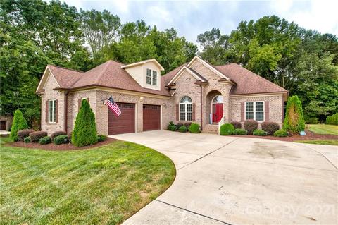 1910 Scuffle Hill Dr, Monroe, NC 28110 photo 2