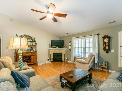 45 Kelly Fields Dr, Alexander, NC 28701 photo 11