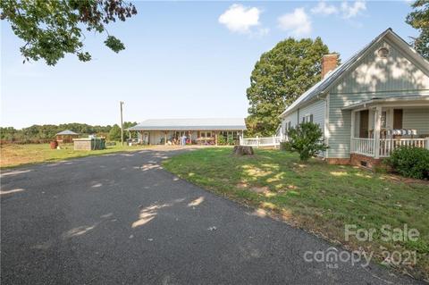 141 Allen Rd, Harmony, NC 28634 photo 8