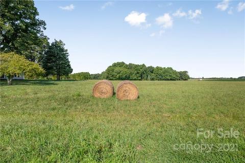 141 Allen Rd, Harmony, NC 28634 photo 10