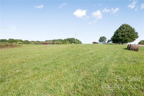 141 Allen Rd, Harmony, NC 28634 photo 18