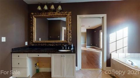 176 Waycaster Rd, Marion, NC 28752 photo 27