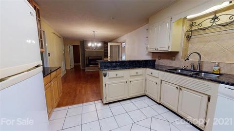 176 Waycaster Rd, Marion, NC 28752 photo 9