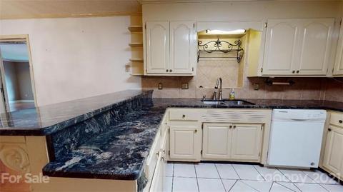 176 Waycaster Rd, Marion, NC 28752 photo 7