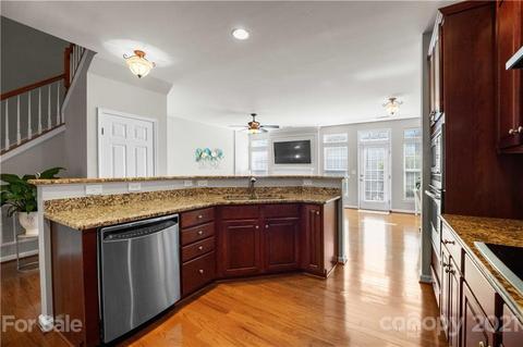 20532 Harbor View Dr, Cornelius, NC 28031 photo 13