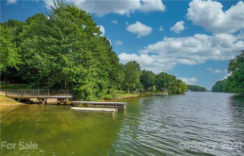 20532 Harbor View Dr, Cornelius, NC 28031 photo 2
