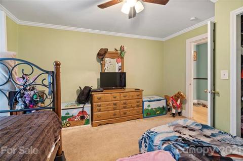 404 High St, Lowell, NC 28098 photo 19