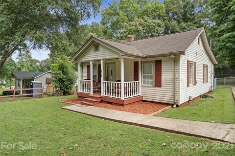 404 High St, Lowell, NC 28098 photo 1