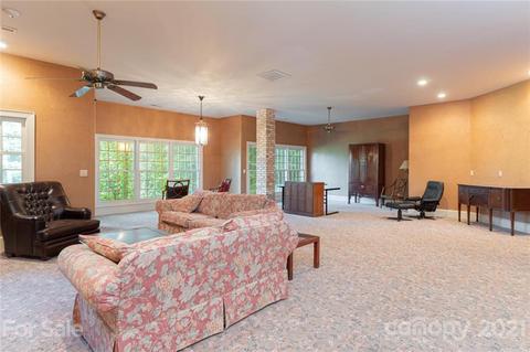 121 Greenleaf Dr, Flat Rock, NC 28731 photo 30